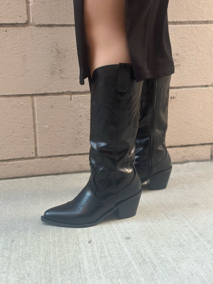 Black Western Cowboy Boots- Debbie