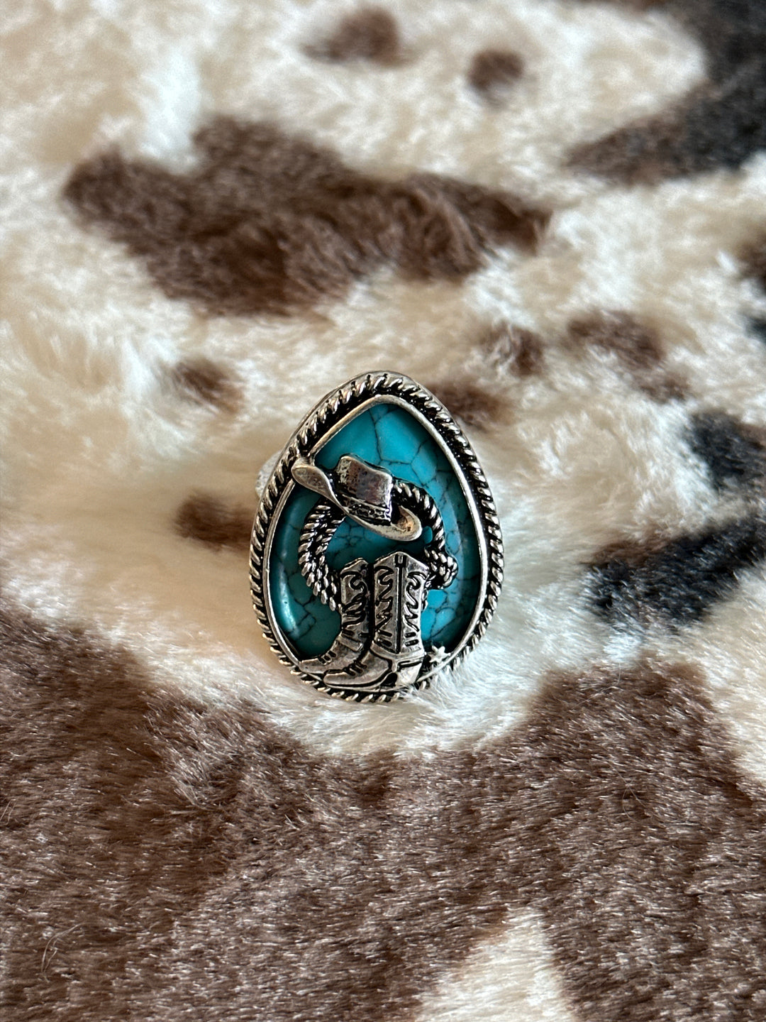 Western Style Cowboy Theme Turquoise Teardrop Ring