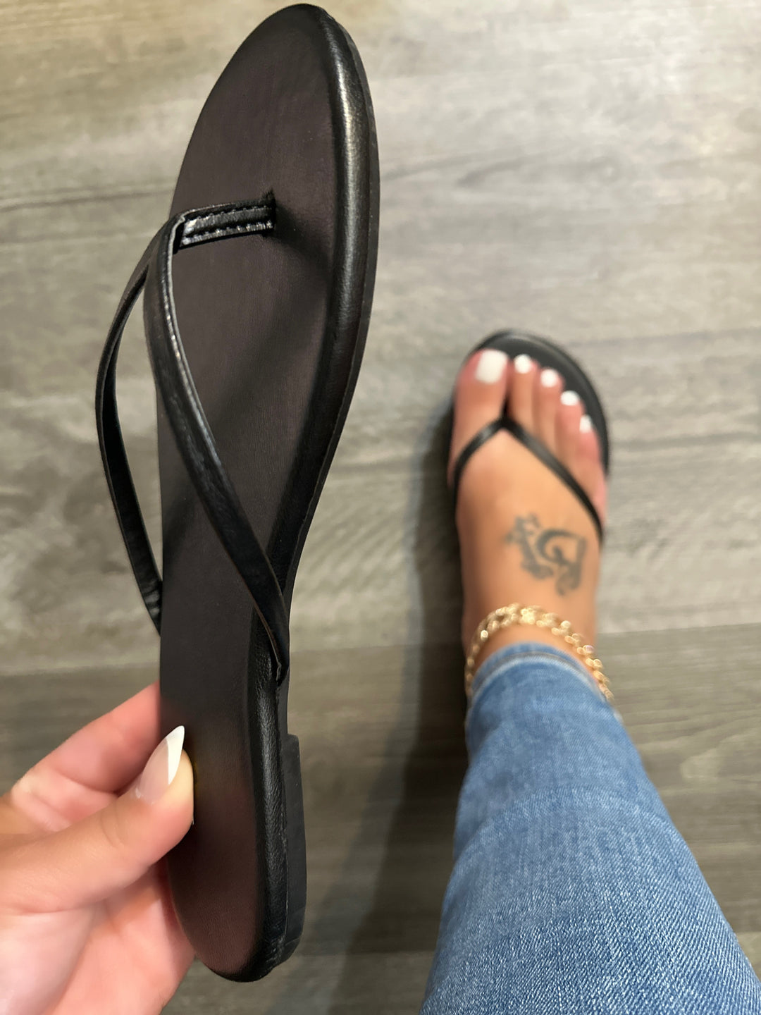 Minimalist Black Flip Flop Thong Sandals- Iris