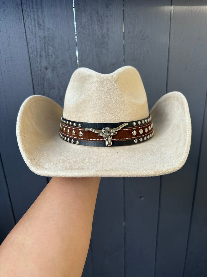 Beige Western Cowboy Hat with Bull Emblem