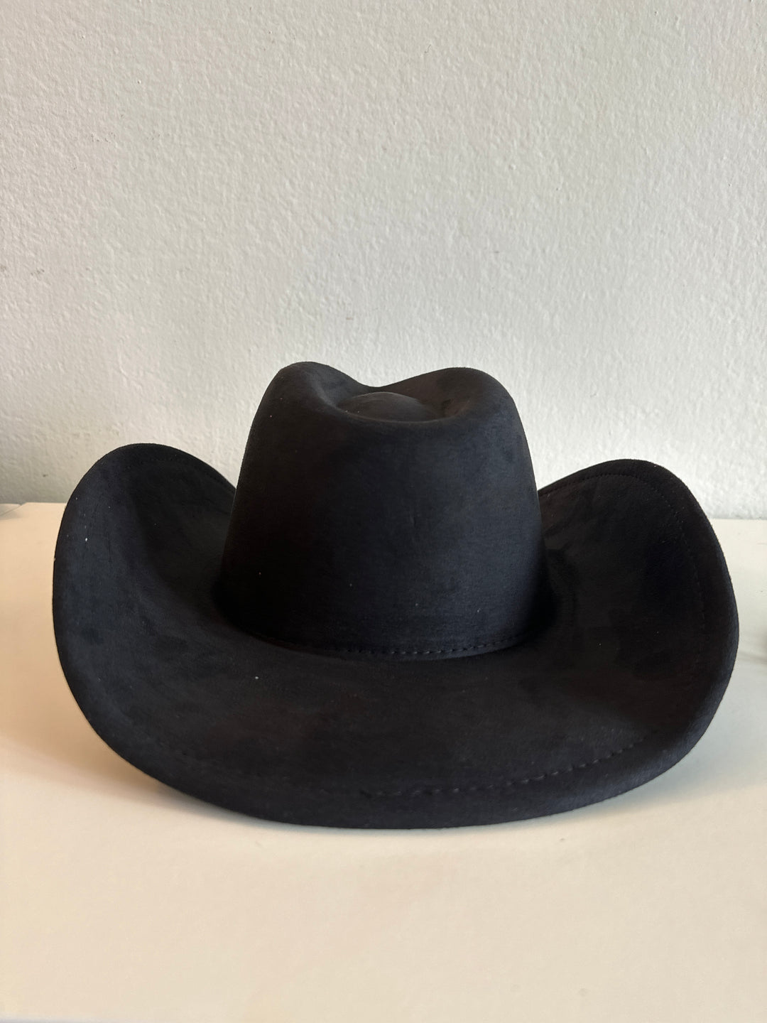 Black Star-Embellished Cowboy Hat