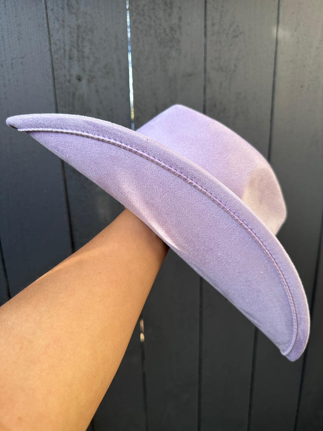 Chic Lavender Rhinestone-Embellished Cowgirl Hat