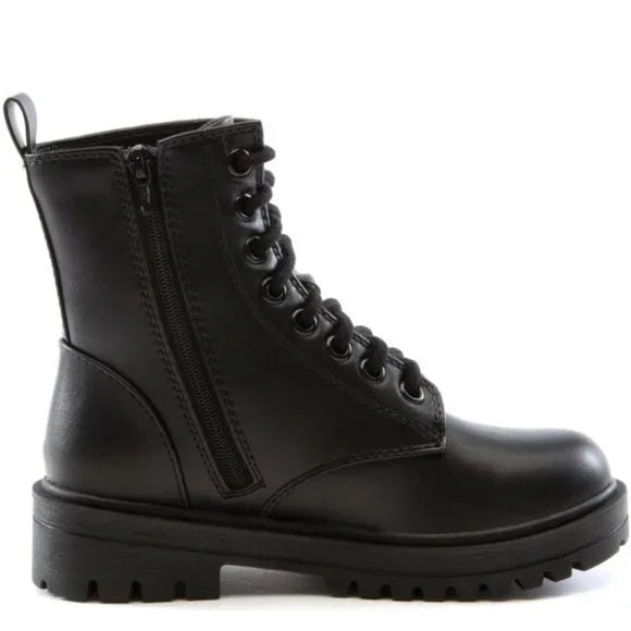 Women’s Lace Up Black Combat Boot with Side Zipper – Signature Step